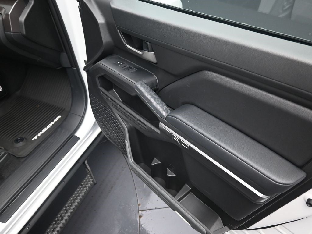 2026 Toyota Tacoma i-FORCE MAX Tacoma TRD Sport