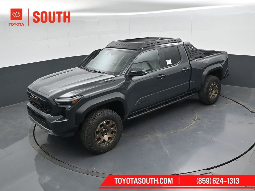 2026 Toyota Tacoma i-FORCE MAX Tacoma Trailhunter