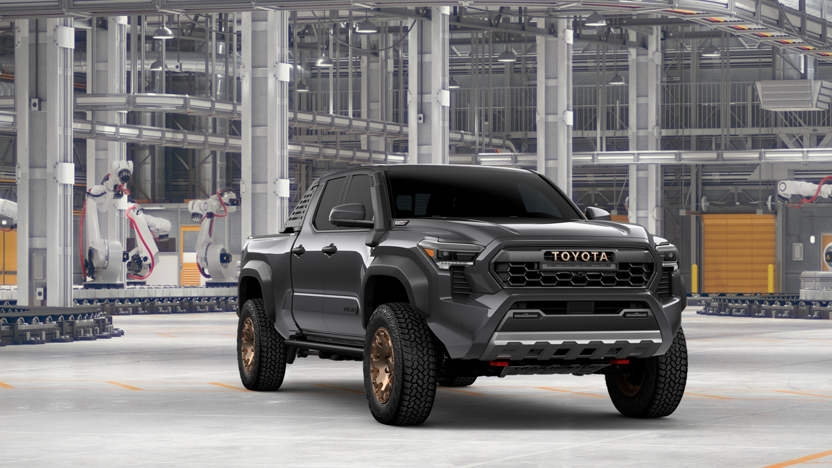 2026 Toyota Tacoma i-FORCE MAX Tacoma Trailhunter
