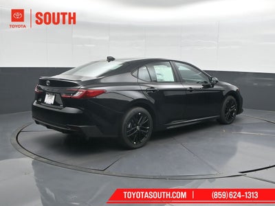 2026 Toyota Camry SE AWD