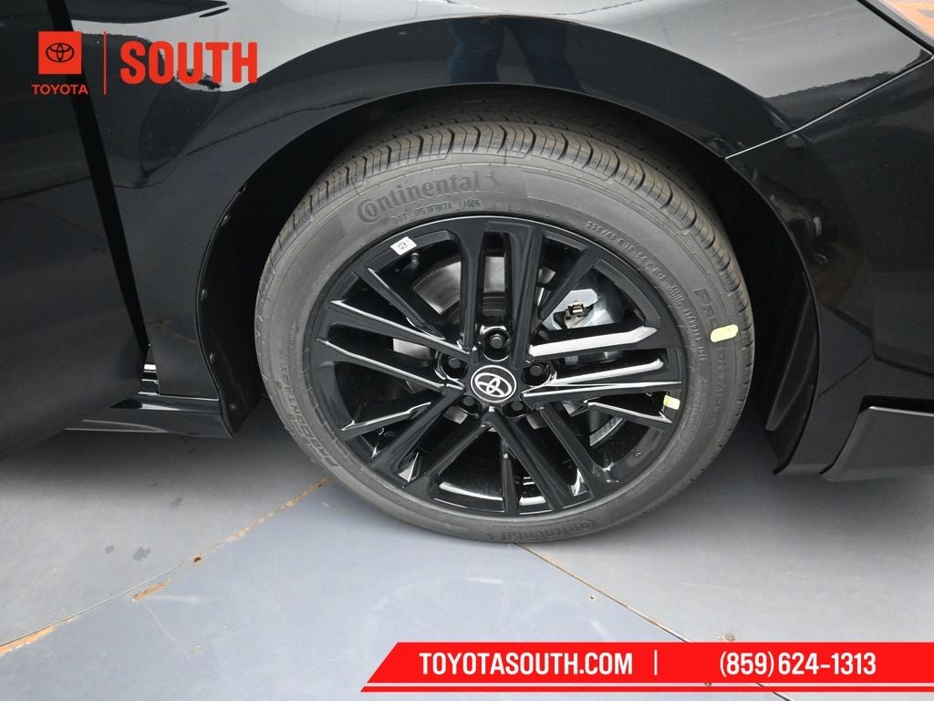 2026 Toyota Camry SE AWD
