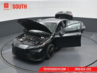 2026 Toyota Camry SE AWD