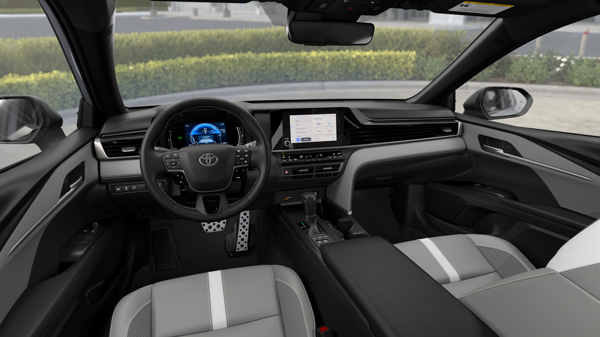 2026 Toyota Camry SE AWD