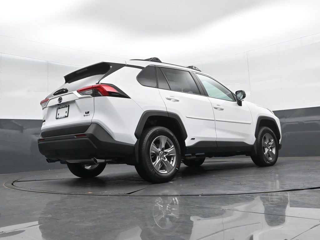 2025 Toyota RAV4 Hybrid LE