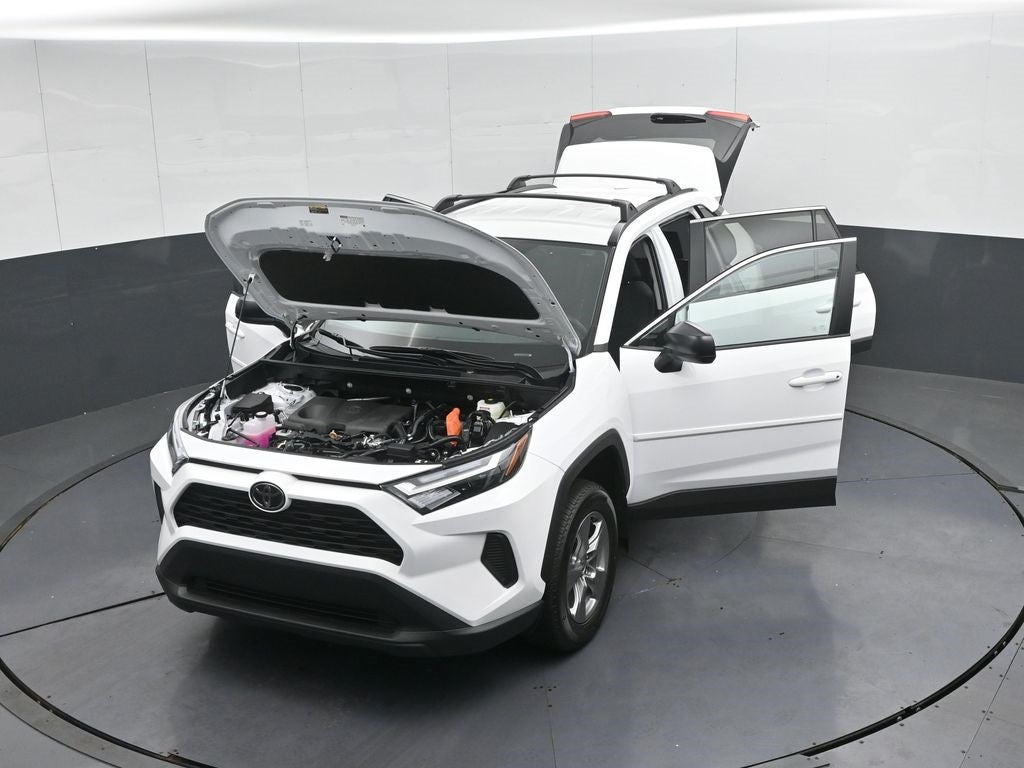 2025 Toyota RAV4 Hybrid LE