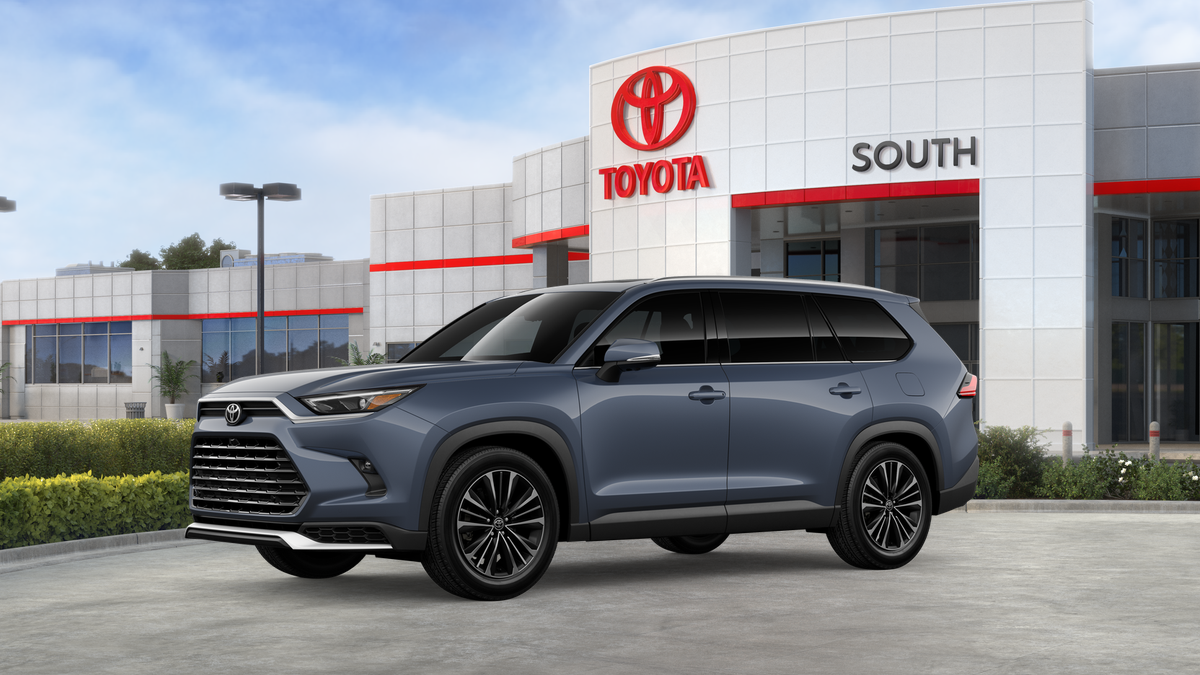 2026 Toyota Grand Highlander Hybrid MAX Platinum