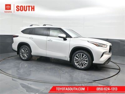 2026 Toyota Highlander Hybrid Platinum