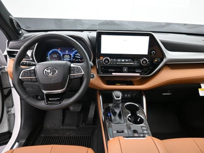 2026 Toyota Highlander Hybrid Platinum