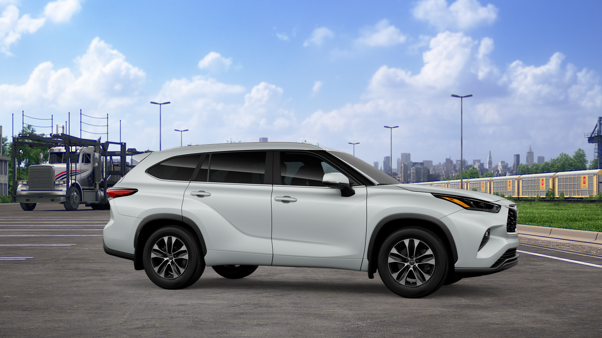 2026 Toyota Highlander XLE