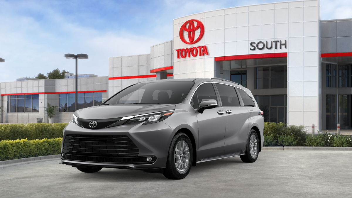 2026 Toyota Sienna XLE