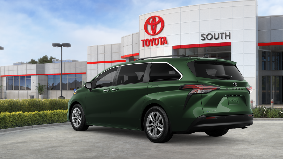 2026 Toyota Sienna XLE