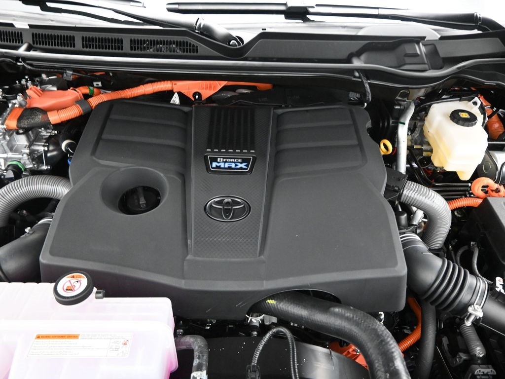 2026 Toyota Tundra i-FORCE MAX Tundra Platinum