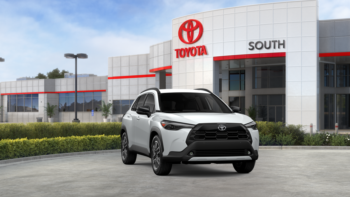 2026 Toyota Corolla Cross XLE