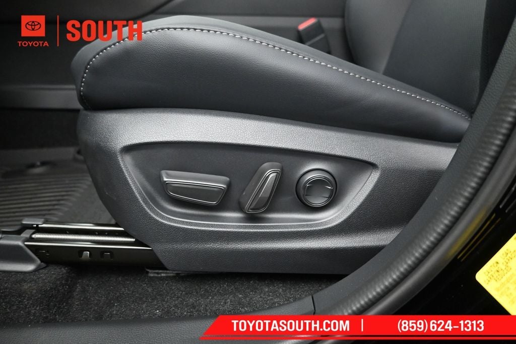 2026 Toyota Toyota Crown Nightshade
