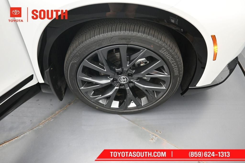 2026 Toyota Toyota Crown Signia Limited