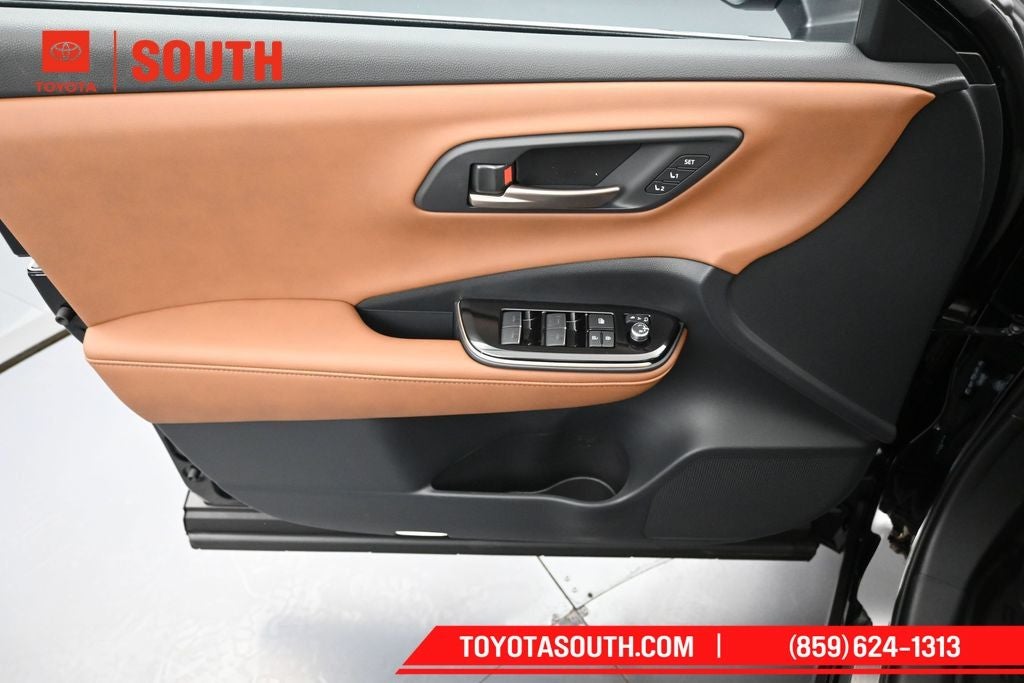 2026 Toyota Toyota Crown Signia Limited
