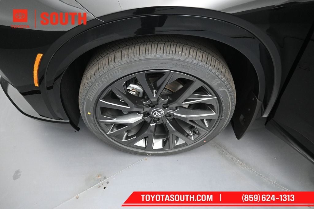 2026 Toyota Toyota Crown Signia Limited