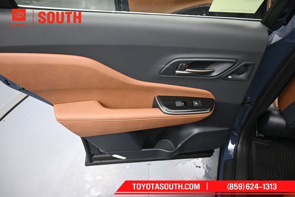 2026 Toyota Toyota Crown Signia Limited