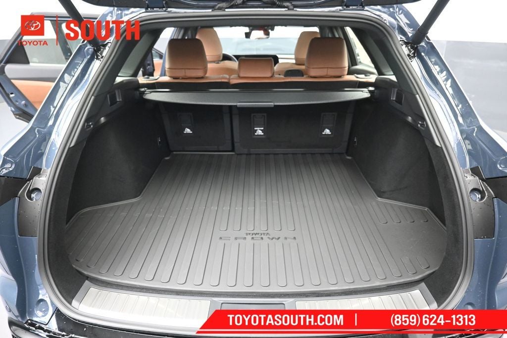 2026 Toyota Toyota Crown Signia Limited