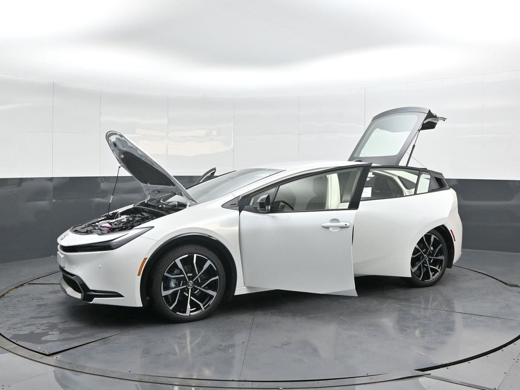 2026 Toyota Prius Plug-in Hybrid XSE