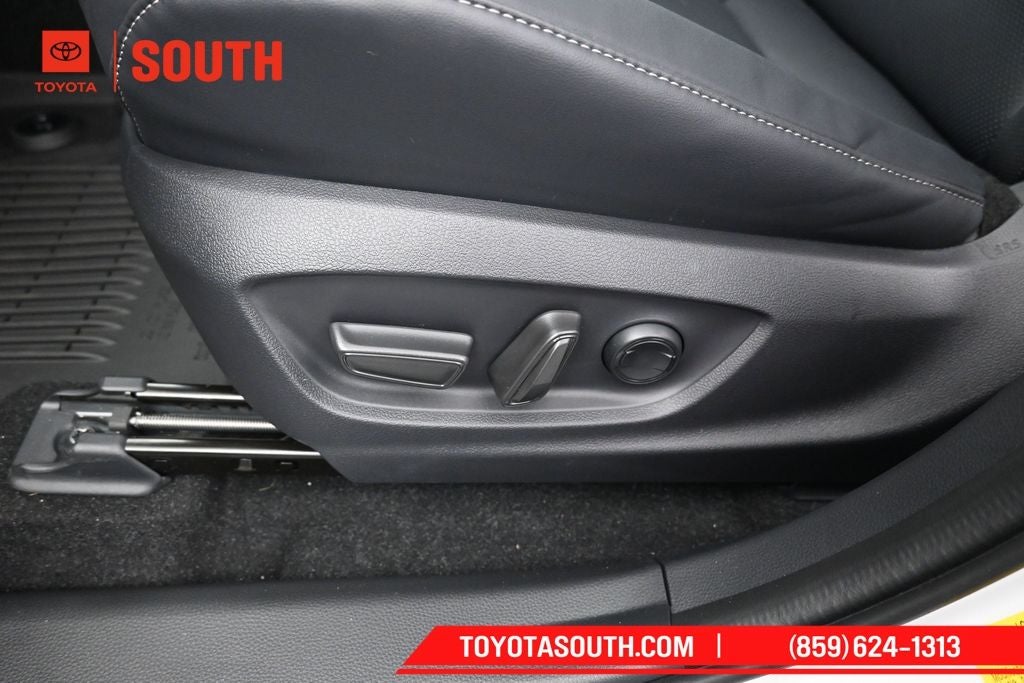 2026 Toyota Toyota Crown Platinum