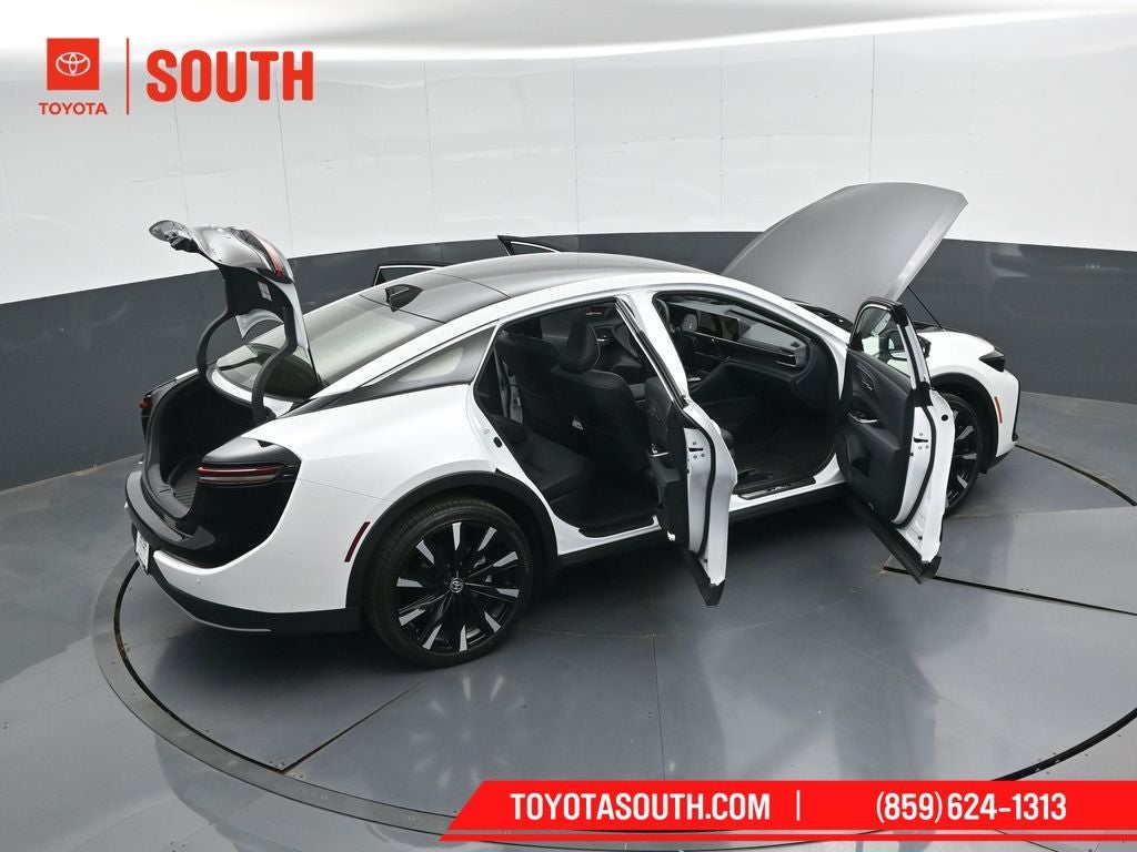 2026 Toyota Toyota Crown Platinum