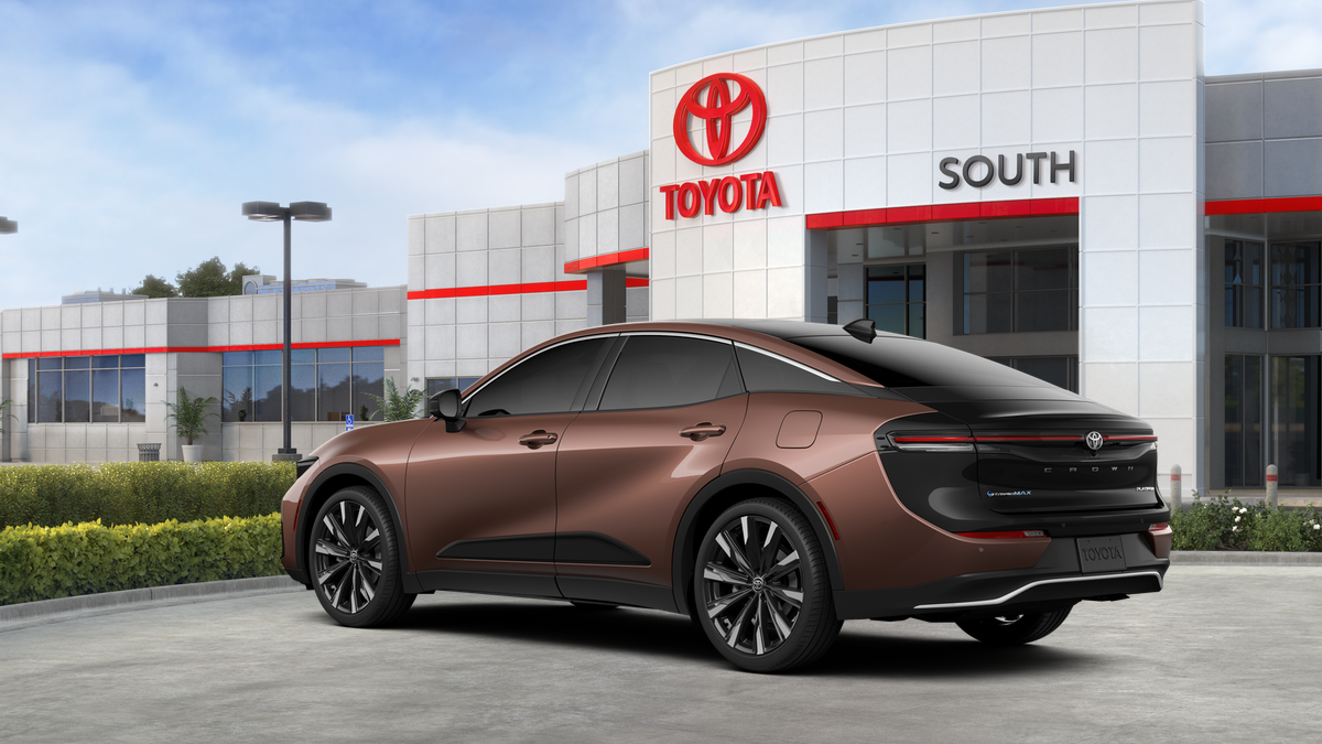 2026 Toyota Toyota Crown Platinum