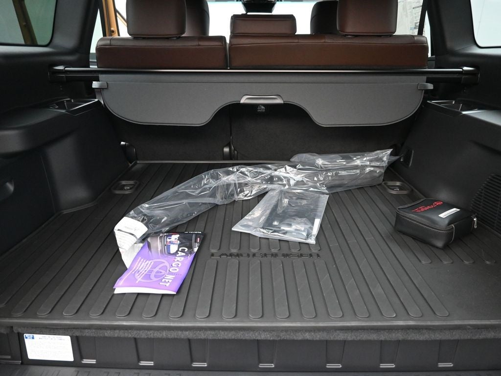 2026 Toyota Land Cruiser Base