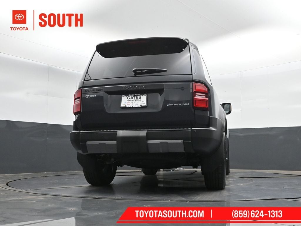 2027 Toyota Land Cruiser Base