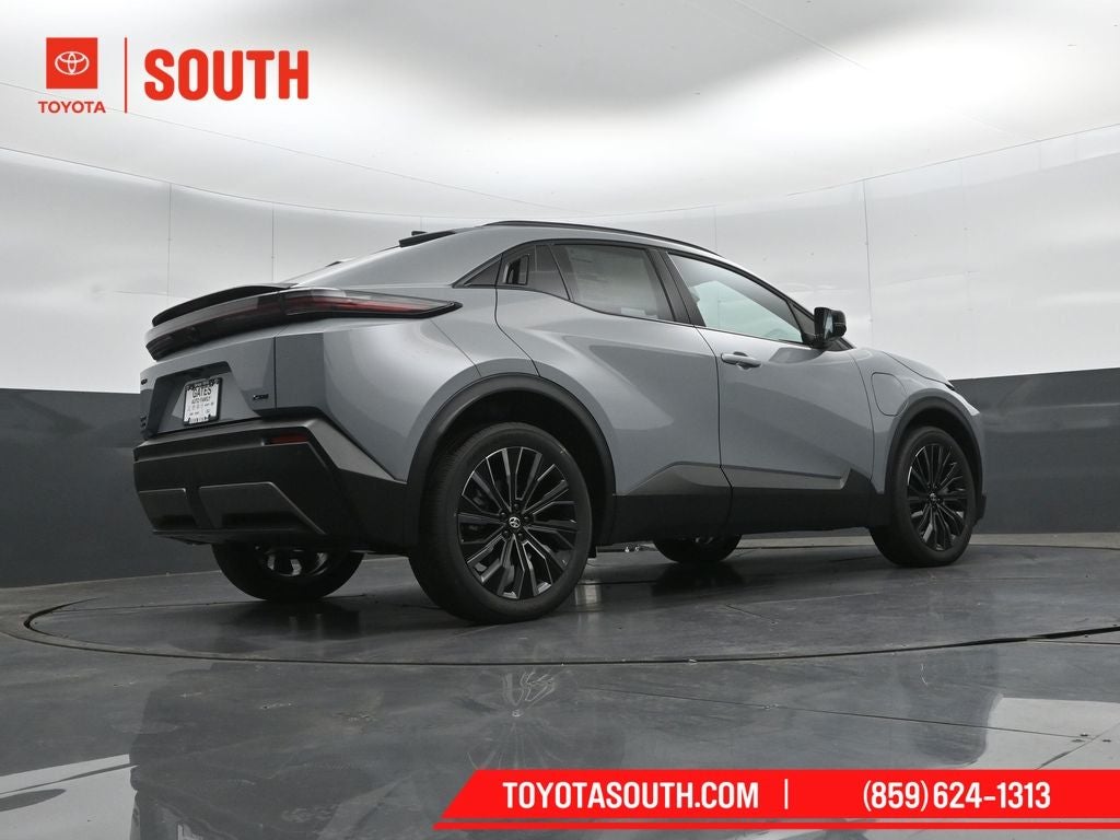 2026 Toyota C-HR XSE