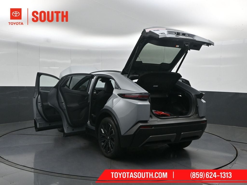 2026 Toyota C-HR XSE