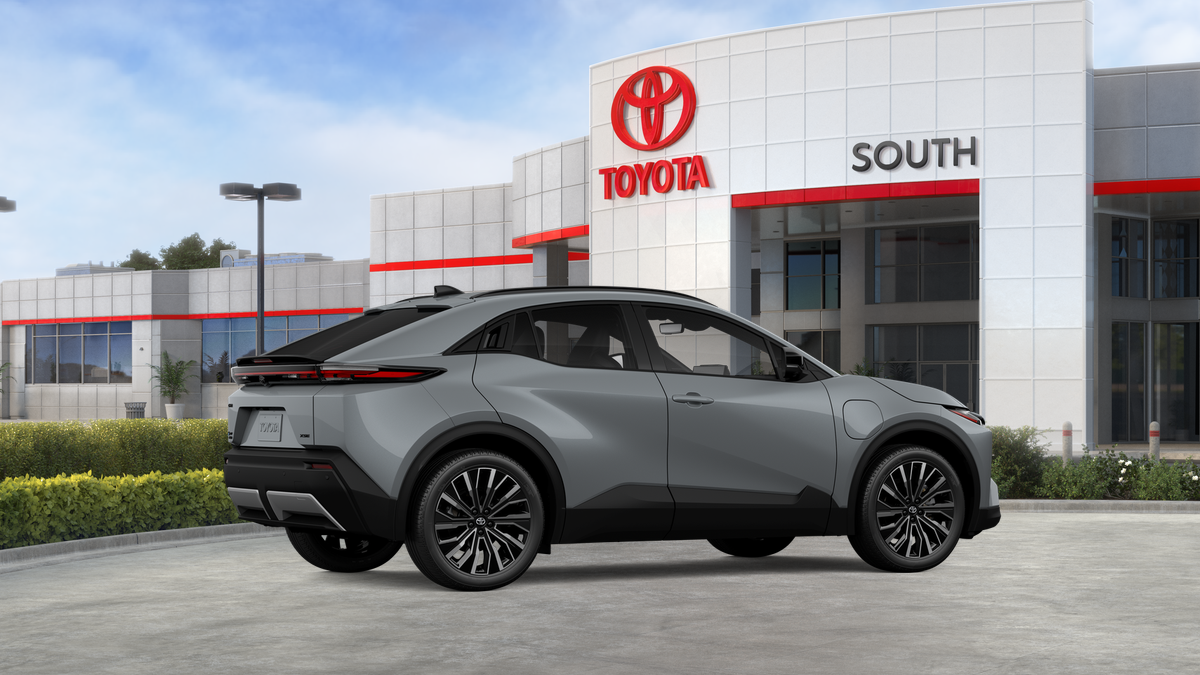 2026 Toyota C-HR XSE - Photo 11