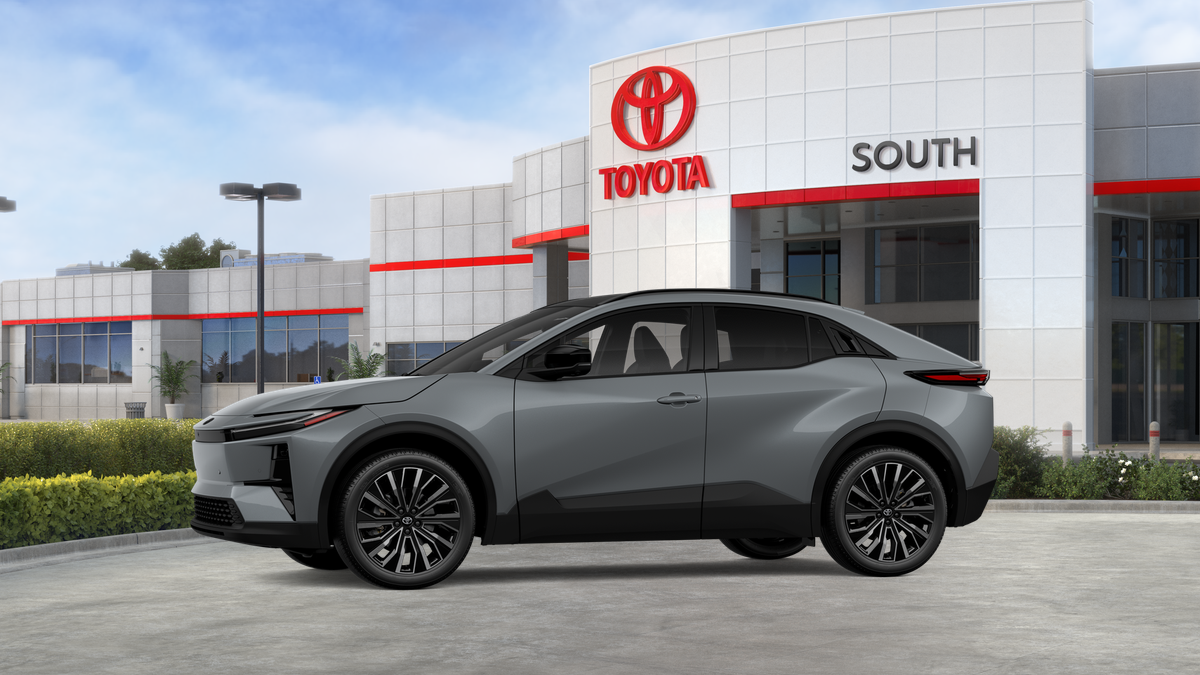 2026 Toyota C-HR XSE - Photo 3