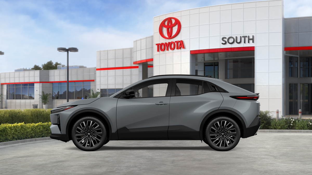2026 Toyota C-HR XSE - Photo 4