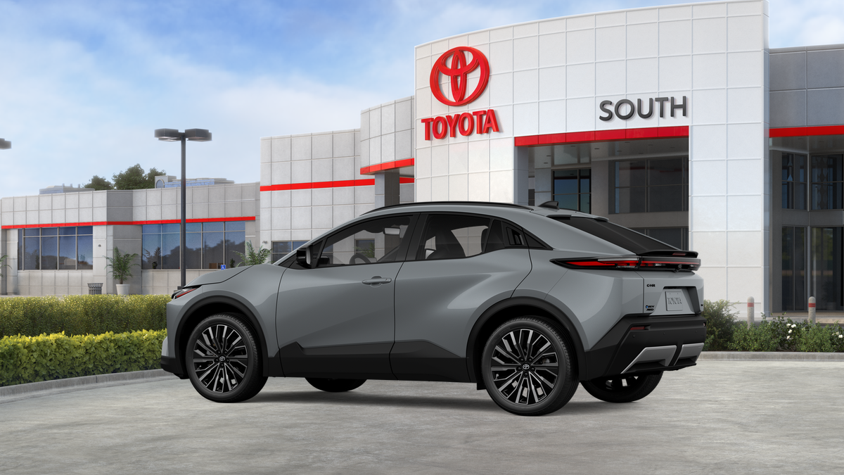2026 Toyota C-HR XSE - Photo 5