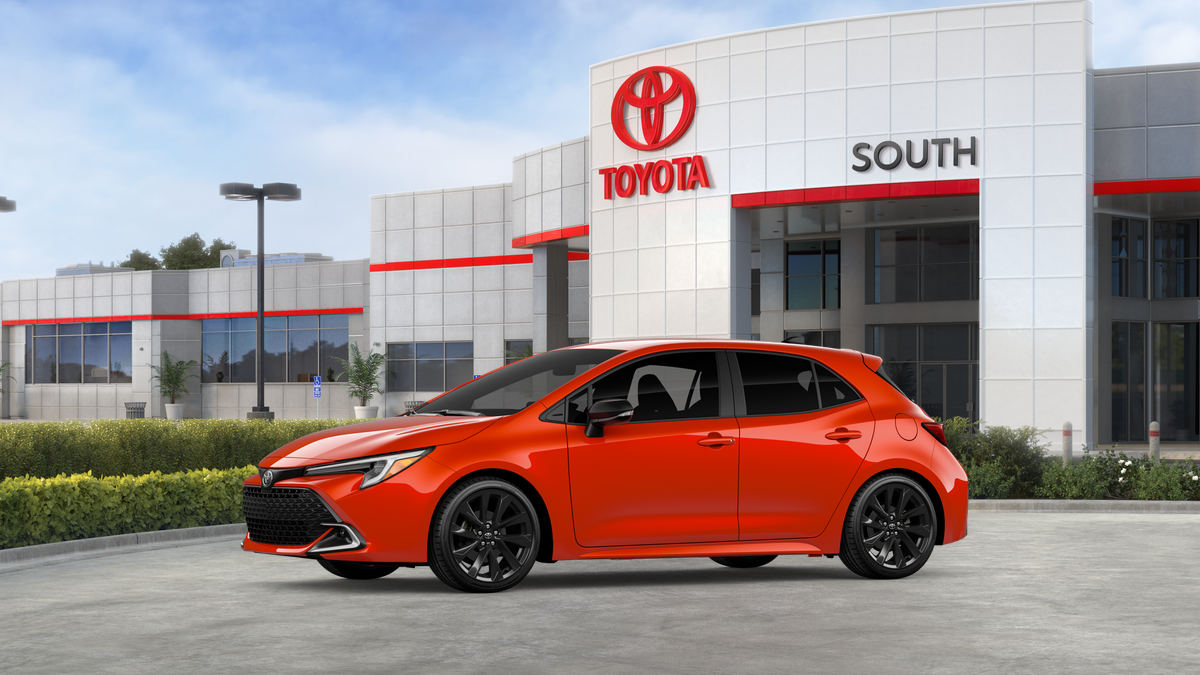 2027 Toyota Corolla Hatchback XSE