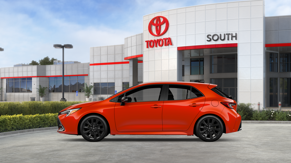 2027 Toyota Corolla Hatchback XSE