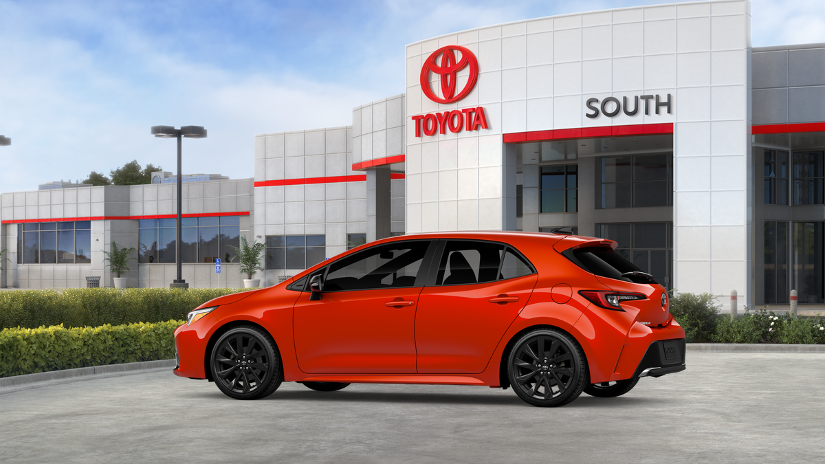 2027 Toyota Corolla Hatchback XSE