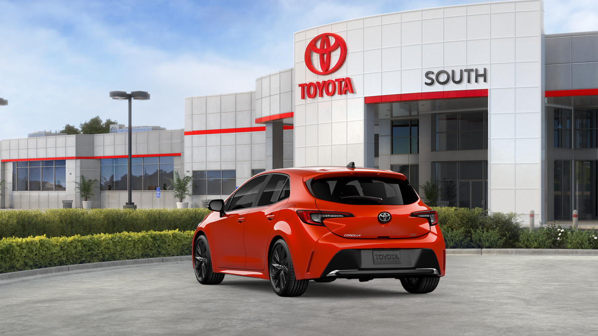 2027 Toyota Corolla Hatchback XSE