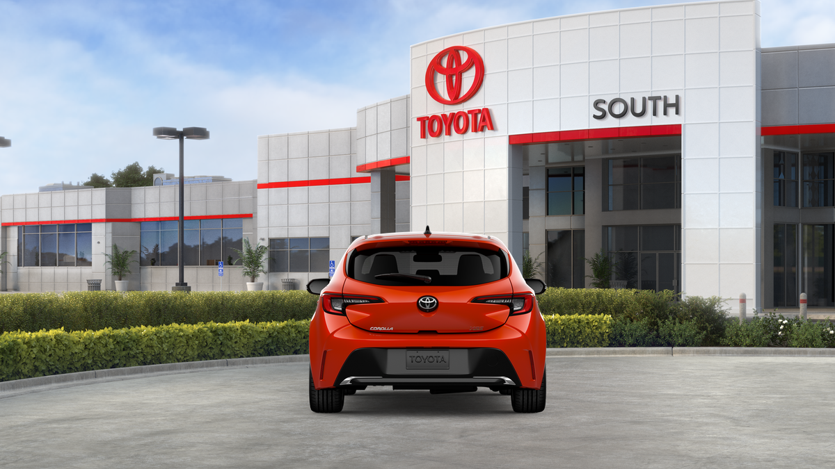2027 Toyota Corolla Hatchback XSE