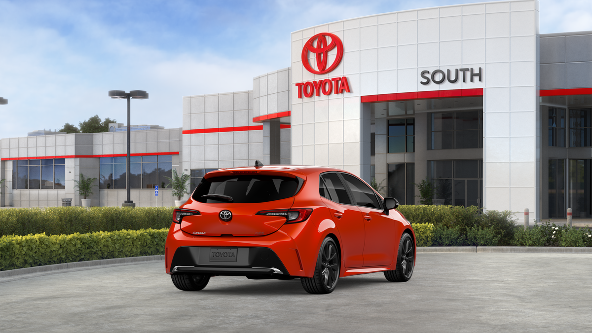 2027 Toyota Corolla Hatchback XSE