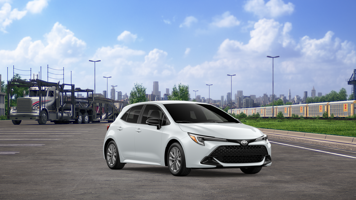 2027 Toyota Corolla Hatchback SE