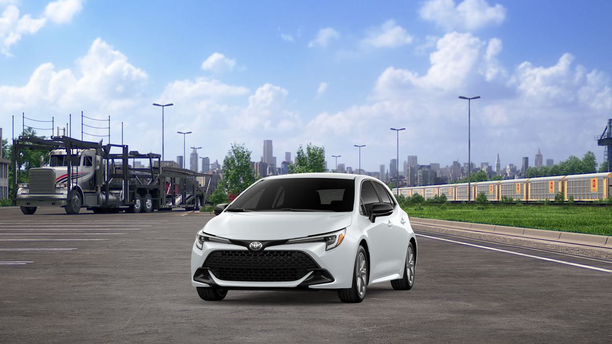 2027 Toyota Corolla Hatchback SE