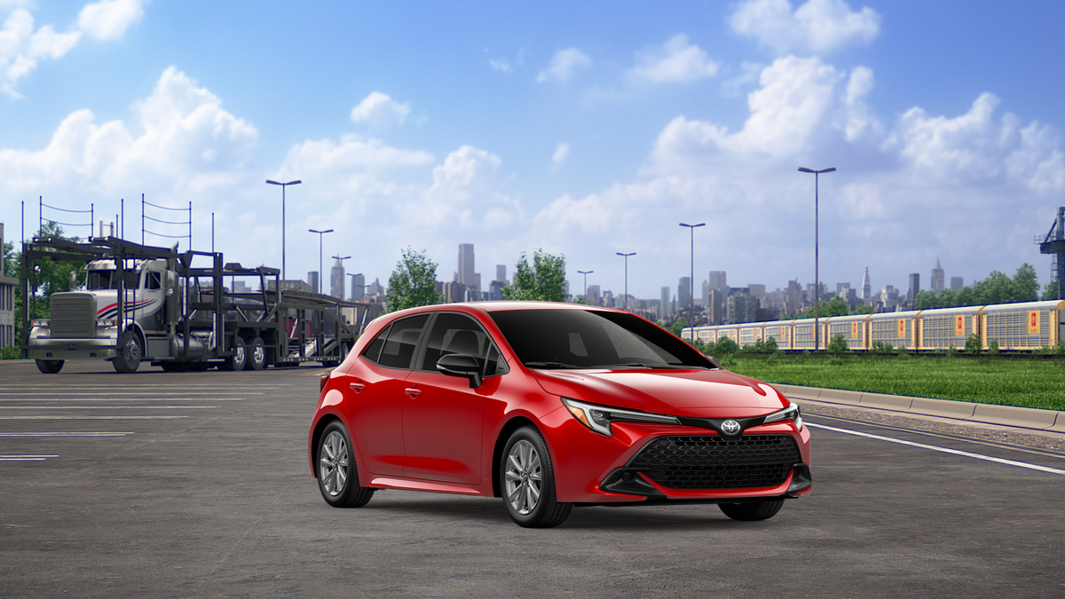 2027 Toyota Corolla Hatchback SE