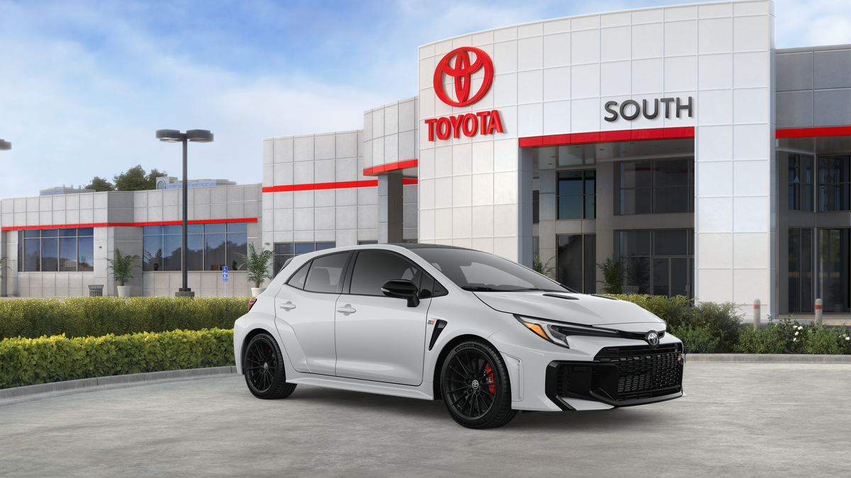2026 Toyota GR Corolla Premium Plus DAT
