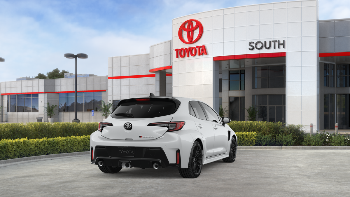 2026 Toyota GR Corolla Premium Plus DAT