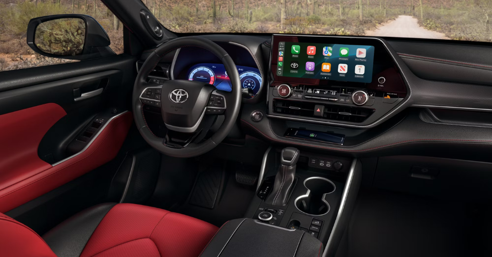 Toyota Highlander Hybrid SUV Lexington, KY - Interior